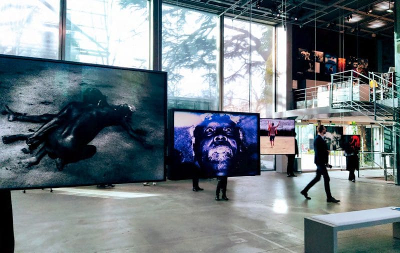 OPENEYE N°15 Exposition de Claudia ANDUJAR La lutte Yanomami