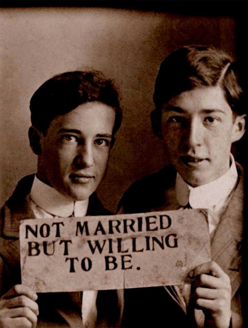 LOVING - A Photographic History of Men in Love 1850s-1950s