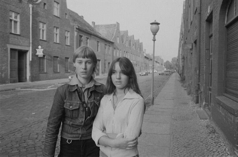 © Postdam, 1980, Allemagne, de la série: « Zusammenleben » (Vivre ensemble). © Ute Mahler / OSTKREUZ