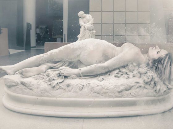 © Éric POTHIER - Femme piquée par un serpent
